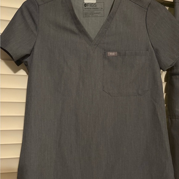 Graphite Figs. - Picture 2 of 4